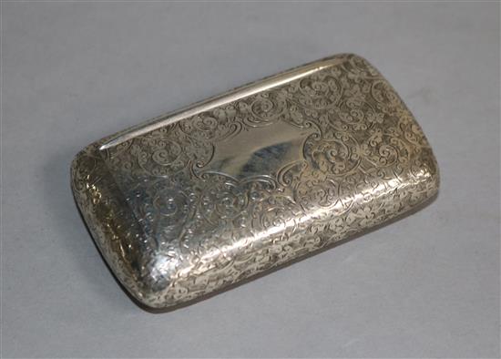 A late Victorian engraved silver snuff box, Birmingham, 1894, 80mm.